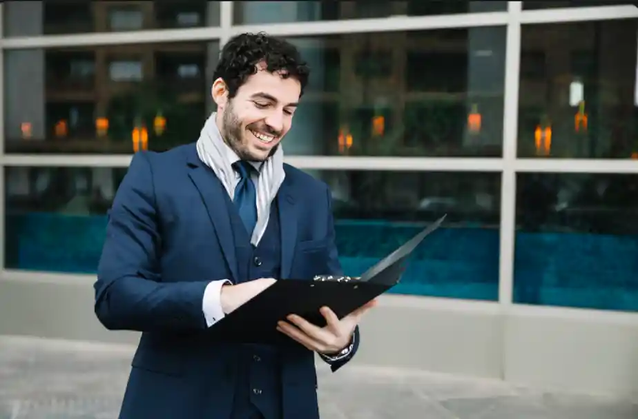 How to Make the Most of Reading Business Biographies