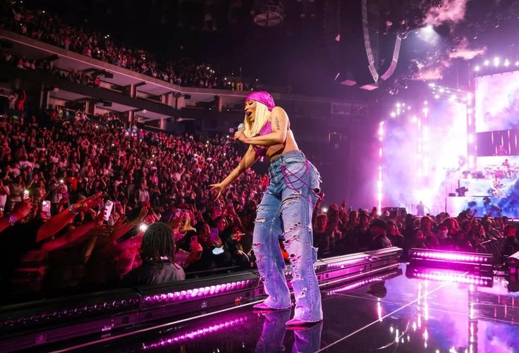 Nicki Minaj Pink Friday 2 World Tour