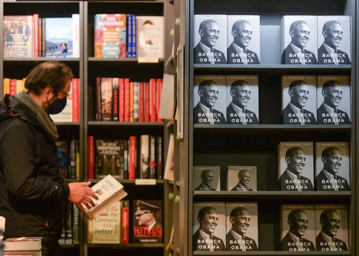Are Memoirs And Autobiographies True Stories?
