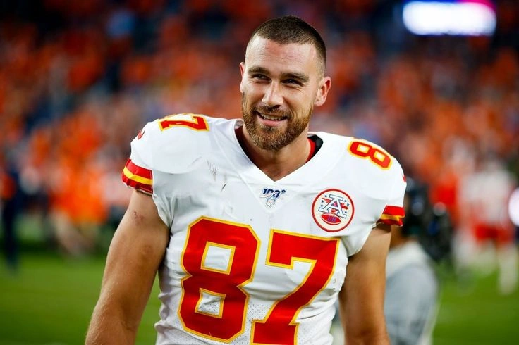 How Much Does Travis Kelce Make From the NFL?