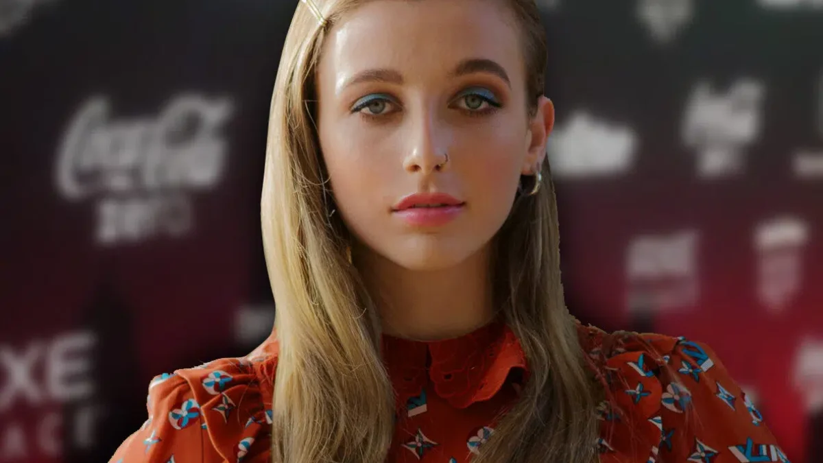 Emma Chamberlain Biography: Age, Career and Business